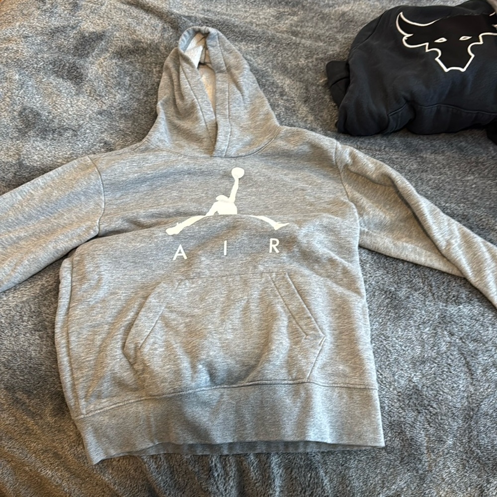 Great Jordan hoodie
